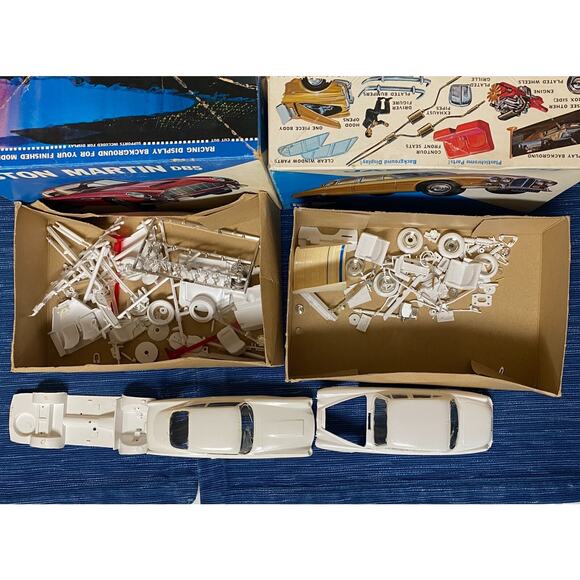 Vtg MPC 1/32 Scale Model Parts Lot Aston Martin DB5 Jaguar 420 Porsche Carrera 6 - Picture 2 of 2